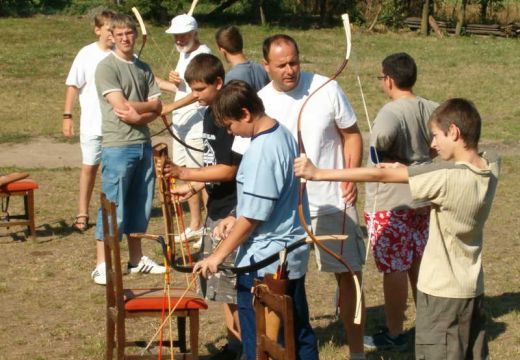 Szülőföldkutató és honismereti tábor fiataloknak