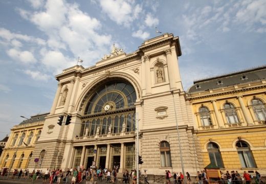 Vészhelyzet – Kiürítették a Keleti pályaudvart