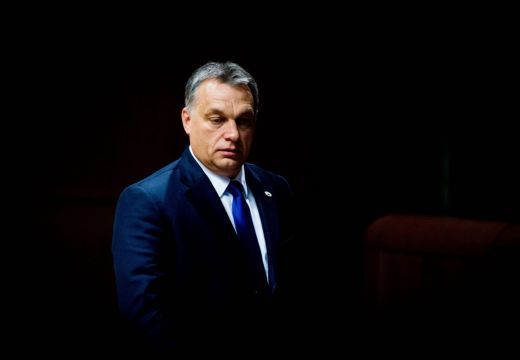 Német lap: Orbán Viktort a történelem teheti naggyá