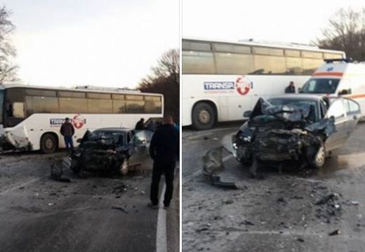 Frontális ütközés a Kalonda-tetőn