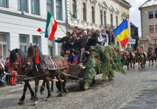 Munkaszüneti nap lehet március 15-e?