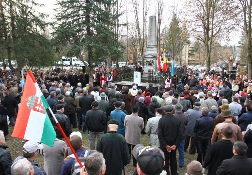 Március 15-e Marosvásárhelyen: „Félárbócon van a nemzeti lobogó”