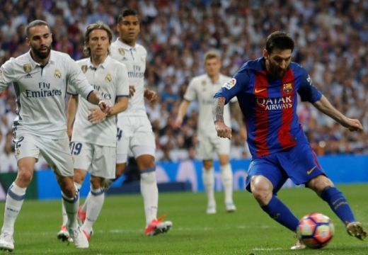 Messi 500. góljával nyerte meg a Barcelona az El Clásicót (videó)