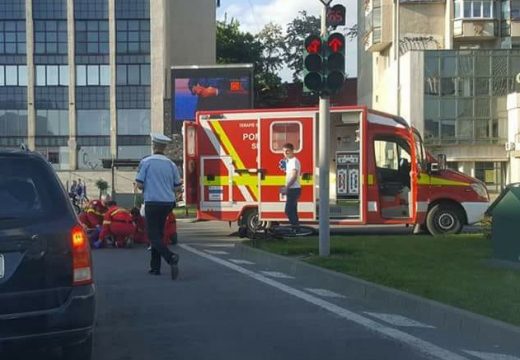 Kerékpárost gázoltak a főtéri útkereszteződésben