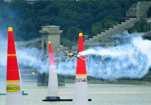 Red Bull Air Race: Kirby Chambliss nyert Budapesten
