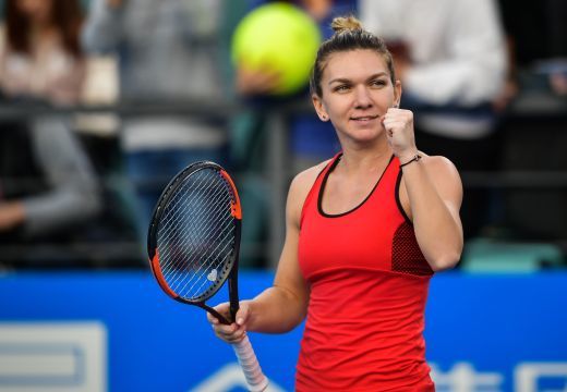 Halep nyert Sencsenben