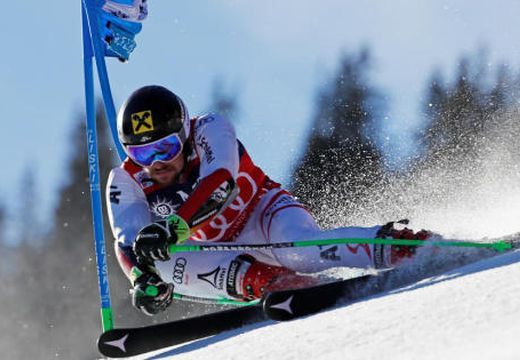 Az éllovas Hirscher Adelbodenben is győzött