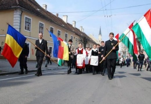 În Anul Centenar situaţia maghiarilor din Transilvania nu s-a îmbunătăţit, dar nici nu s-a înrăutăţit – ANALIZĂ