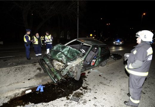Két gépkocsi ütközött a Váci úton
