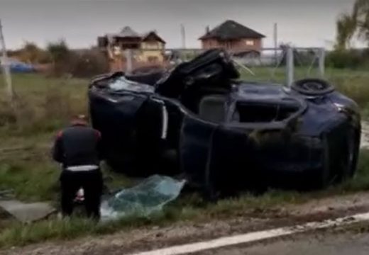 Felelőtlen előzésnek esett áldozatául