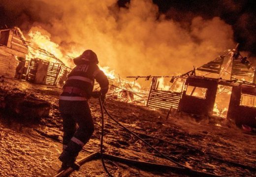 Összefogás a csíksomlyói tűzkárosultakért Marosvásárhelyen