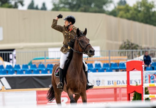 Öttusa. Lemondatnák a nemzetközi szövetség elnökségét