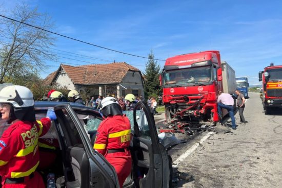 Mentőhelikopter vitte el a baleset 12 éves sérültjét