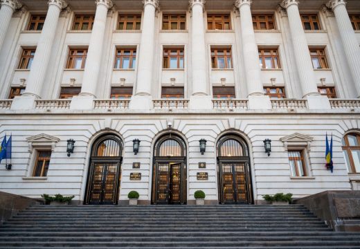 Isărescu: csak az év végére csökkenhet érdemben az infláció