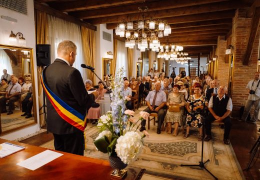 Aranylakodalmas párokat köszöntöttek a Marosvásárhelyi Napok keretében