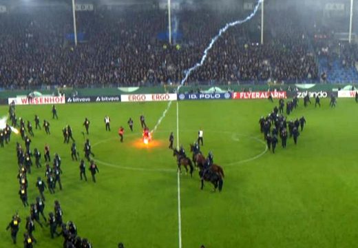 85 sérült a német kupameccsen kitört szurkolói zavargásokban