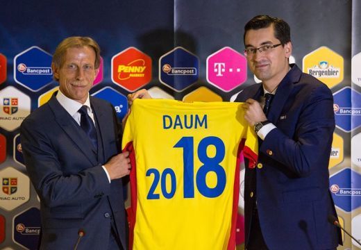 Christoph Daum váltja Anghel Iordanescut a román csapat kispadján