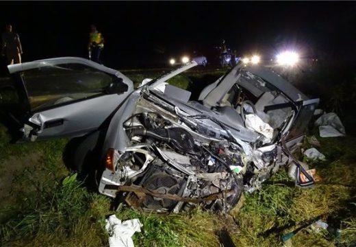 A balesetben mindkét sofőr meghalt