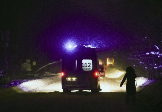 Beomlott alagút Segesváron, 20 ember bajban: hogyan járnak el?