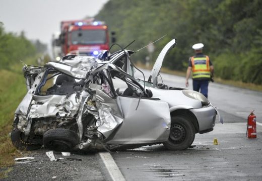 Halálos közlekedési baleset teljes útzár Berettyóújfalu és Földes között