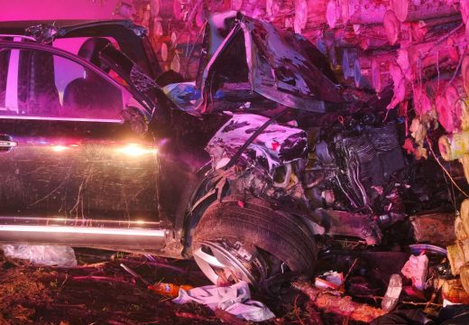 Migránsokat szállító gépkocsi balesete – többen megsérültek