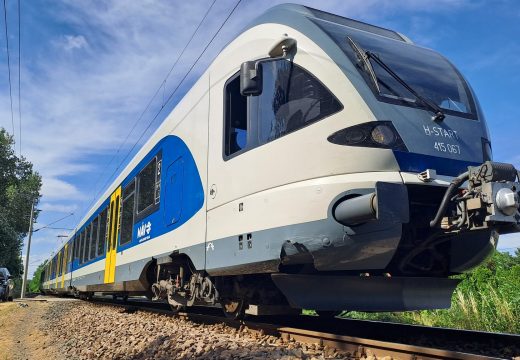 A pécsi vonat elé feküdt egy ember Pincehelynél