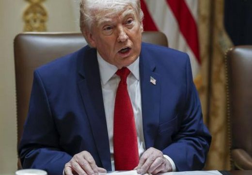 Iráni konfliktus – Donald Trump kéthetes tűzszünetet jelentett be