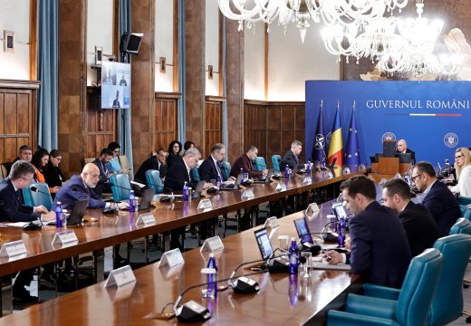 Kormánydöntés: feloldják a tanári állások befagyasztását