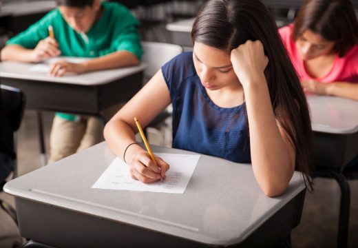 Próbaérettségi-eredmények: románból 77, anyanyelvből 86 százalék felelt meg