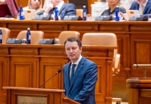 A parlament elutasította a Siegfried Mureșan vezette kormány beiktatását